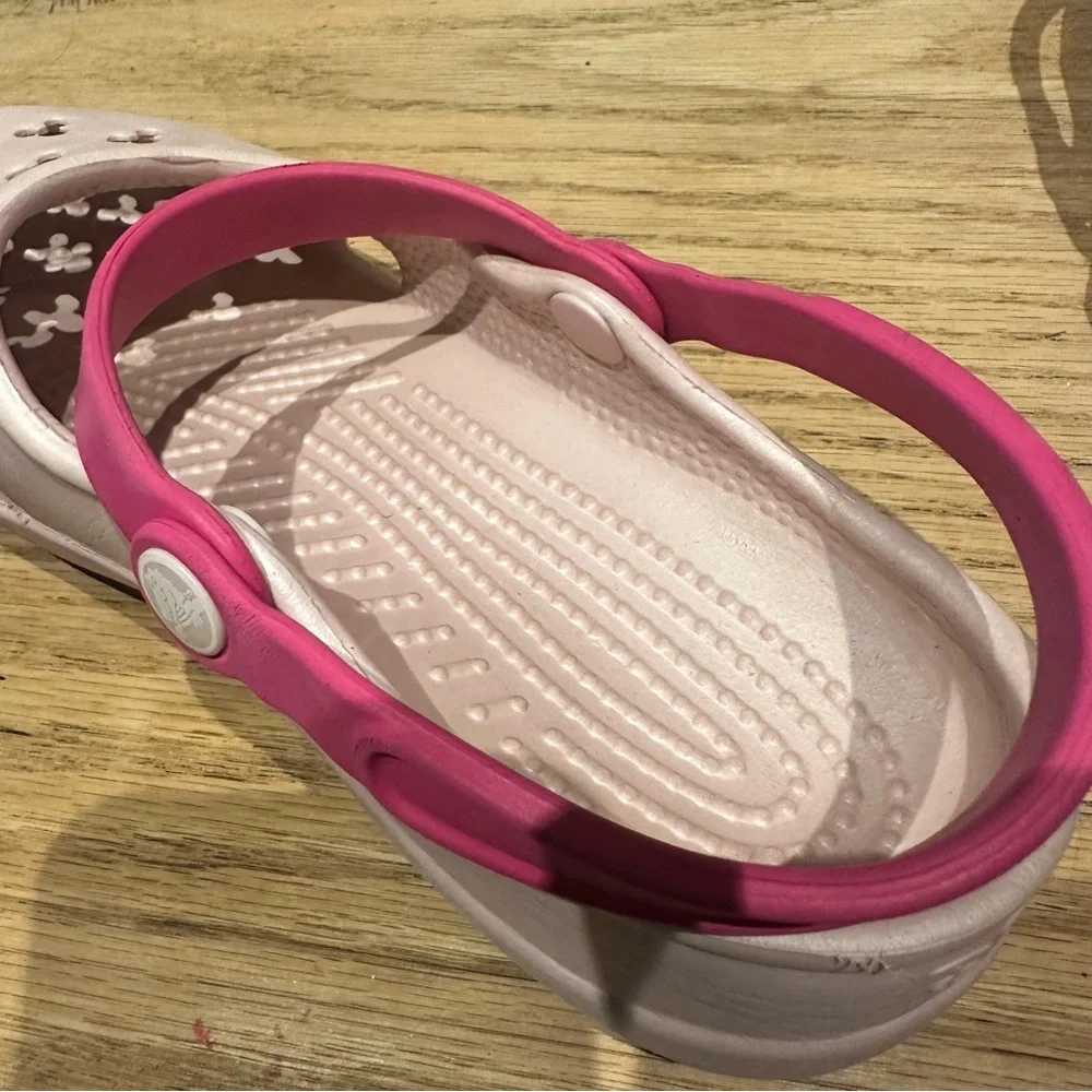 Disney Mickey Mouse‎ Pink Crocs Sandals Girls Size 6
